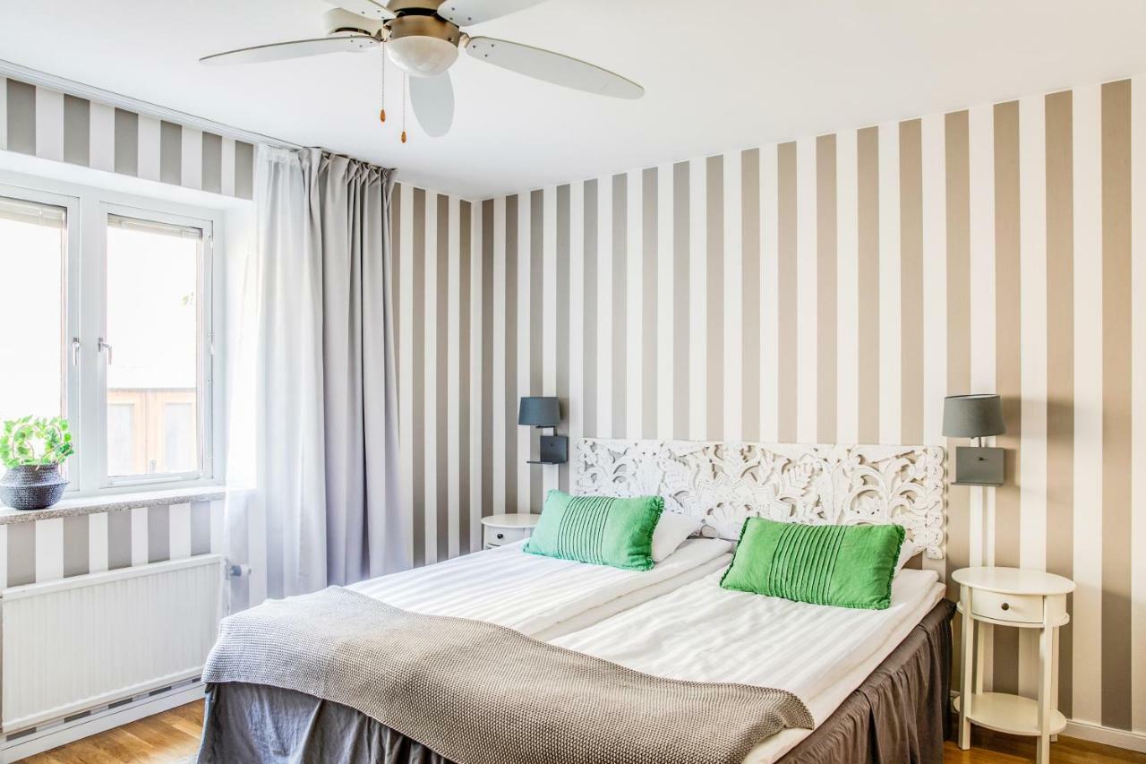 VBY Hotell Lindgarden מראה חיצוני תמונה